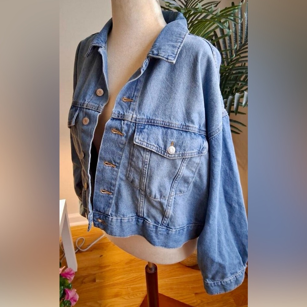 H&M OVERSIZED DENIM JACKET L LIKE NEW - Picture 6 of 10